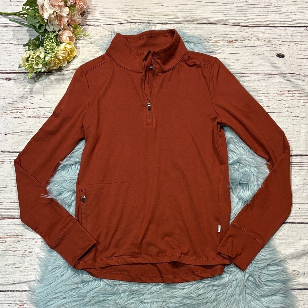 Feat Roam 2.0 Rust Brick Red Quarter Zip Pullover Top